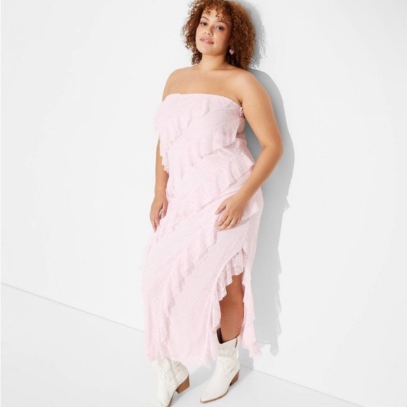 wild fable Dresses & Skirts - Wild Fable Soft Pink Lace Ruffled Strapless Maxi Bodycon Dress Women’s Size XXL
